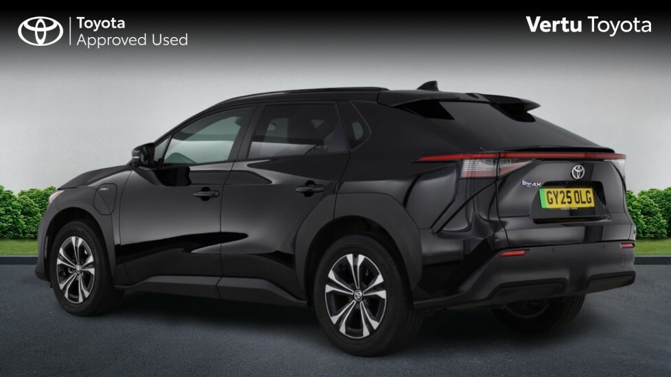 Toyota bZ4X Motion Black #4