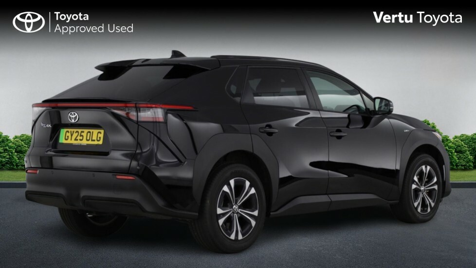 Toyota bZ4X Motion Black #2