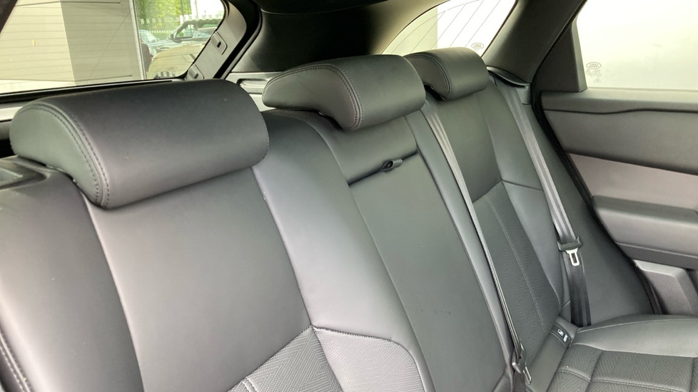 Land Rover Range Rover Velar Dynamic Se Black #39