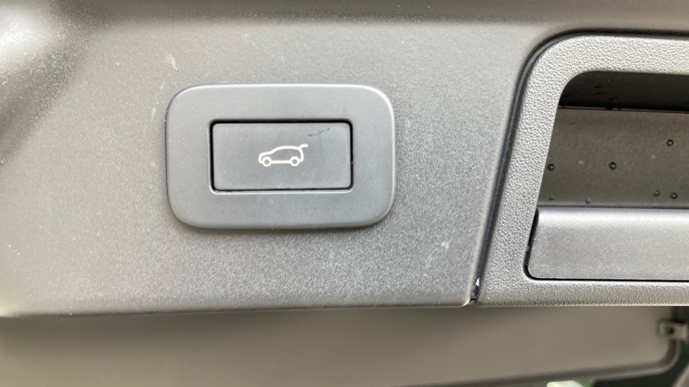 Land Rover Range Rover Velar Dynamic Se Black #41