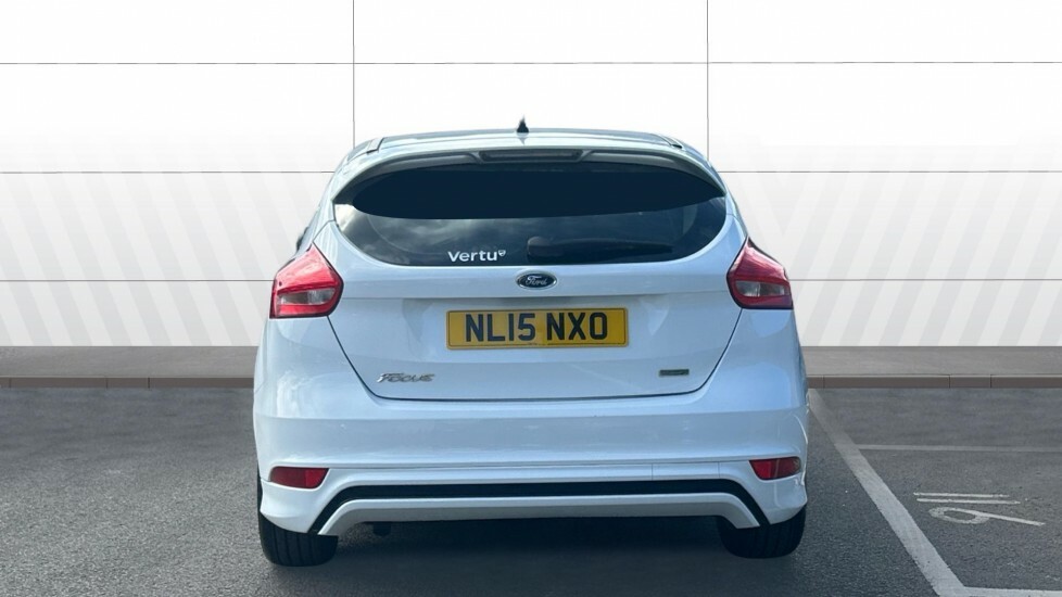 Ford Focus Zetec S NL15NXO White #6