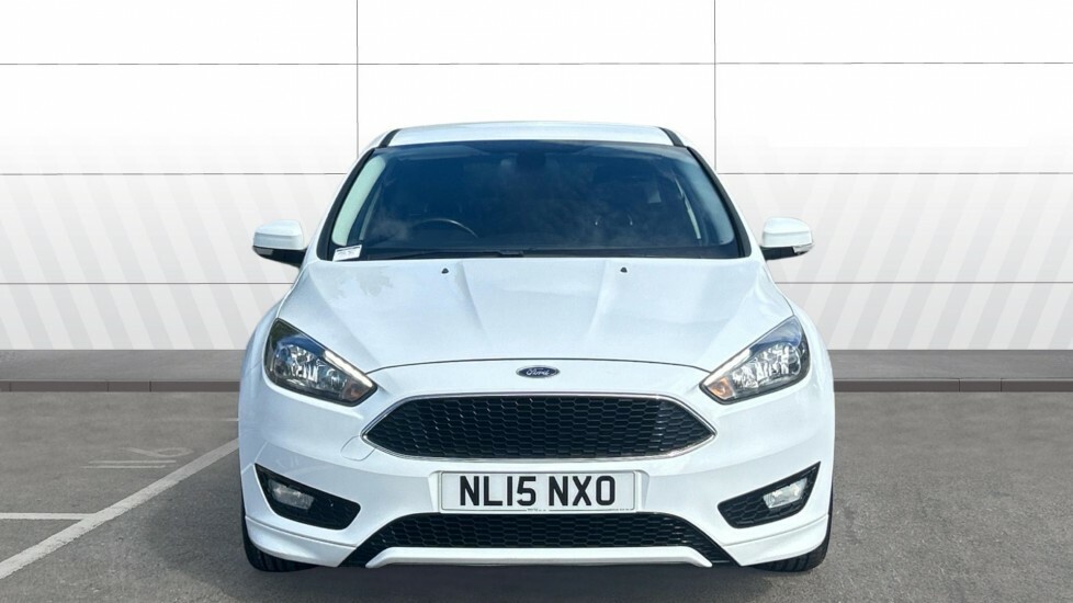 Ford Focus Zetec S NL15NXO White #3