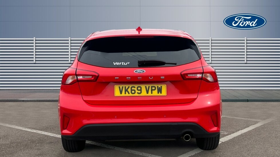 Ford Focus Titanium Red #6