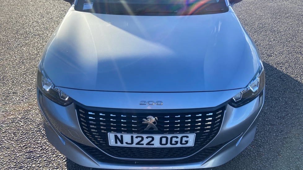Peugeot 208 1.2 Puretech Active Premium White #8