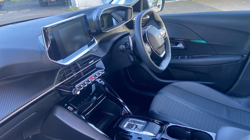 Peugeot 208 1.2 Puretech Active Premium White #9