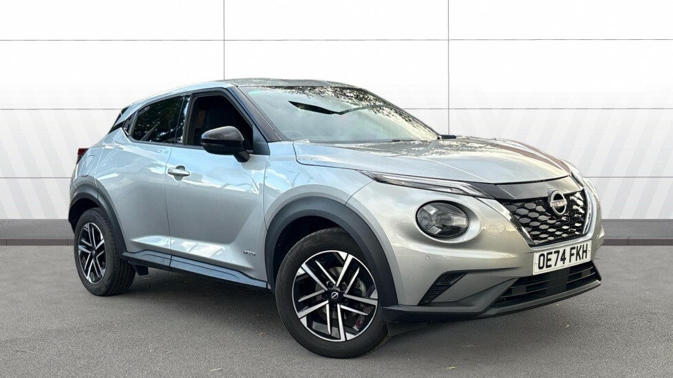 Nissan Juke N-connecta Silver