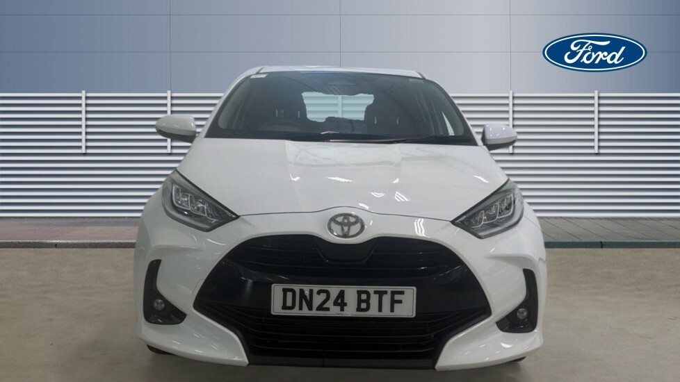 Toyota Yaris Excel Silver #3