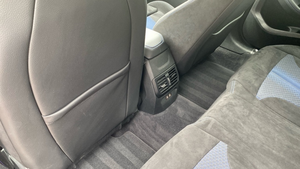 BMW 1 Series 128Ti Blue #34