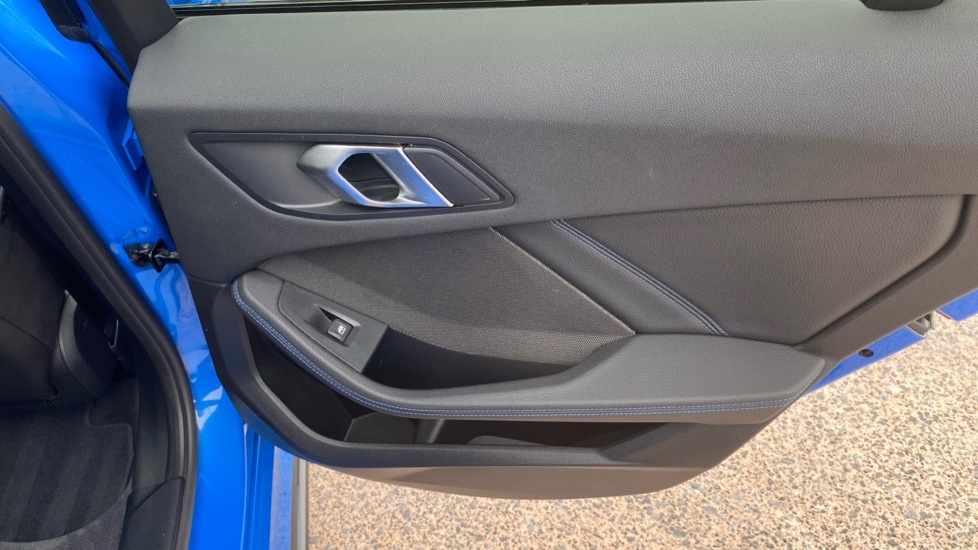BMW 1 Series 128Ti Blue #41