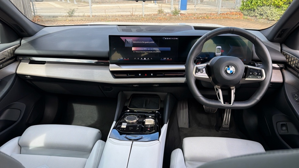 BMW 5 Series M Sport White #4