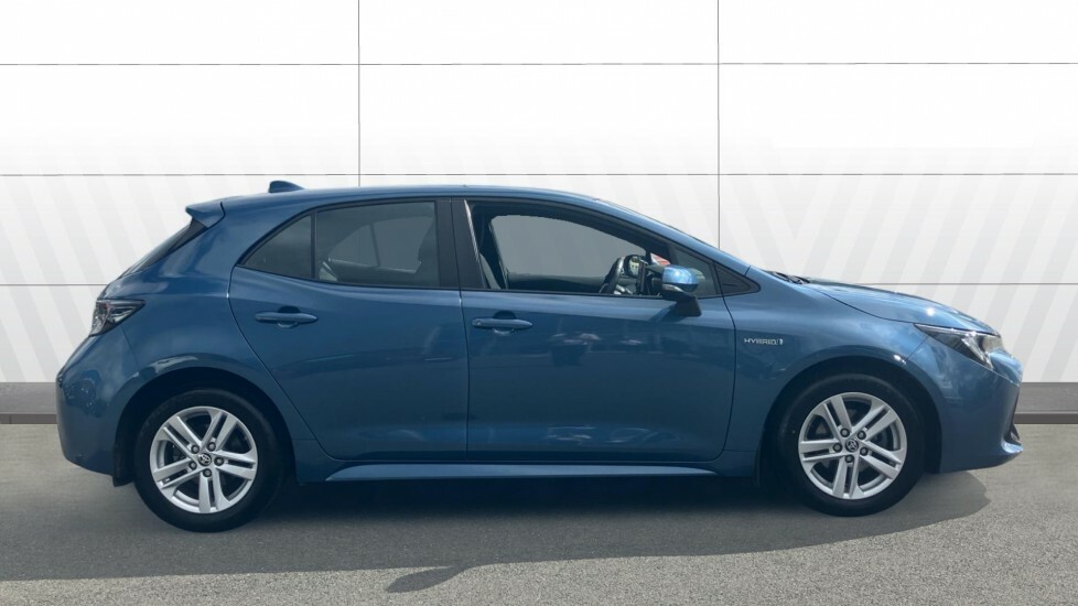 Toyota Corolla Icon Blue #5