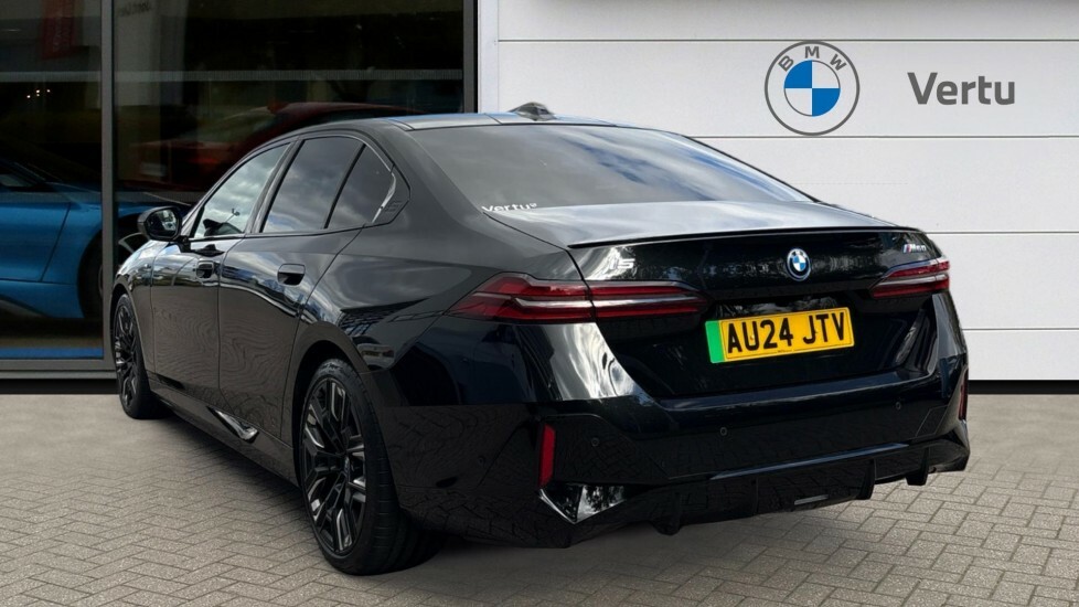 BMW i5 M60 Black #2