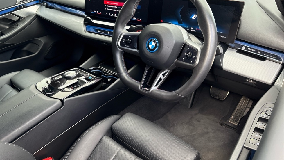 BMW i5 M60 Black #6