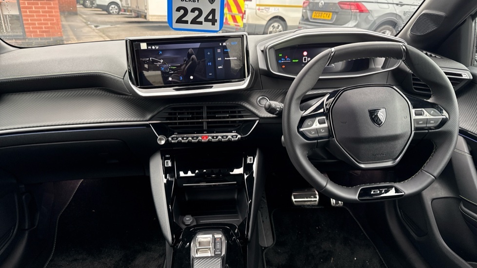 Peugeot e-208 Gt Black #10