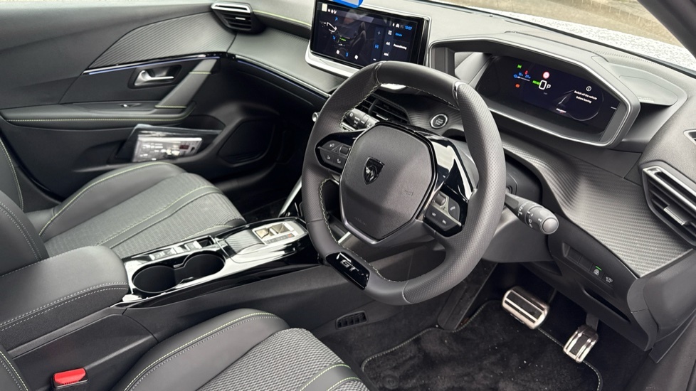 Peugeot e-208 Gt Black #11