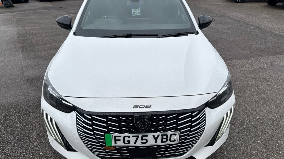 Peugeot e-208 Gt Black #8