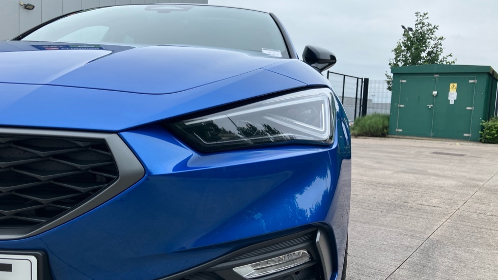 Seat Leon Hatch Fr Black Edition 1.5 Etsi Afv 150 7-Speed Au Black #59