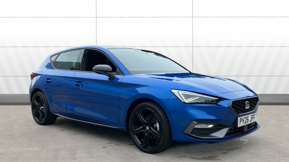 Seat Leon Hatch Fr Black Edition 1.5 Etsi Afv 150 7-Speed Au Black #1