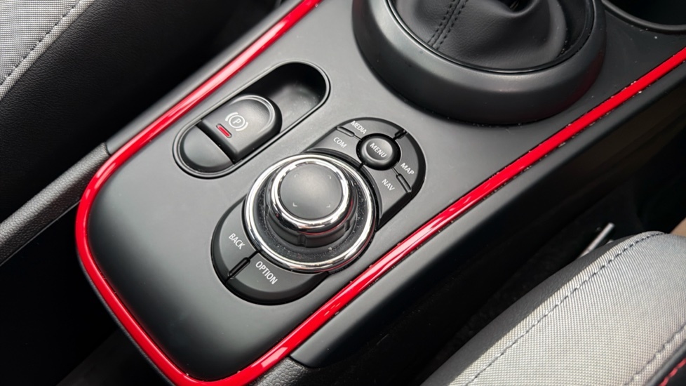 Mini Countryman 1.5 C Exclusive Black #19