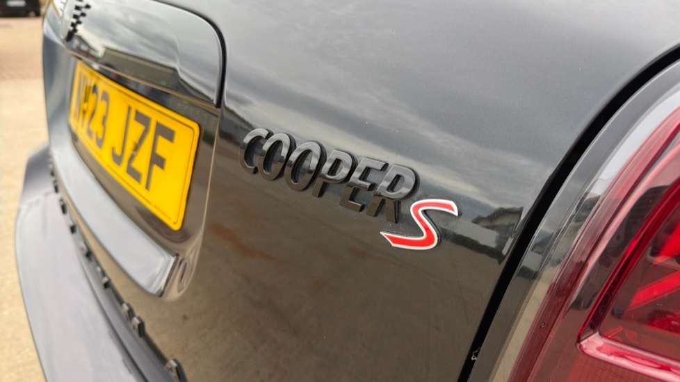 Mini Countryman 1.5 C Exclusive Black #32