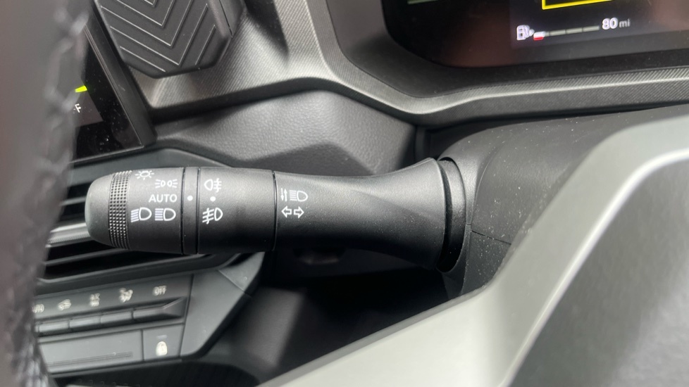 Dacia Duster 1.8 Hybrid 155 Journey Estate ST26JFZ Black #27