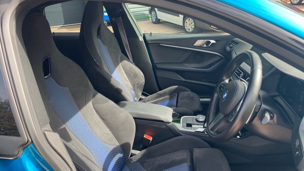 BMW 2 Series 218D M Sport Blue #11