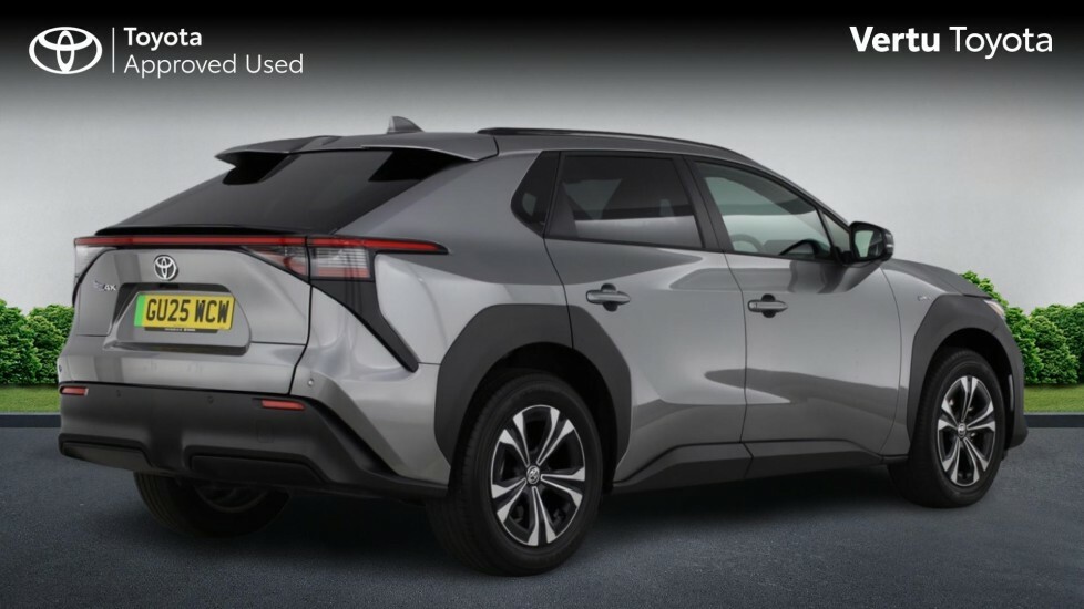 Toyota bZ4X Motion Silver #2