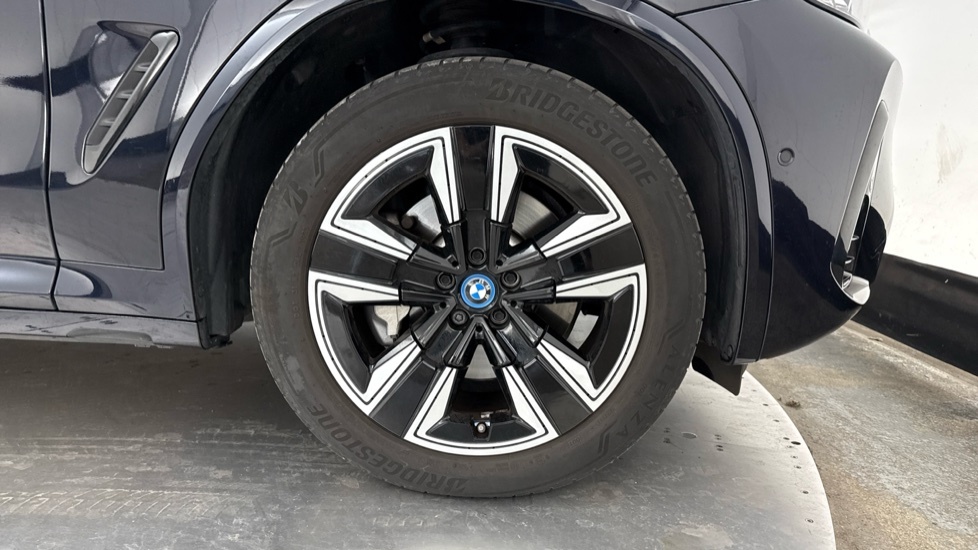 BMW iX3 M Sport Black #4