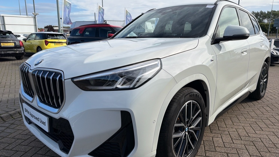 BMW X1 Xdrive 30E M Sport Step Black #24
