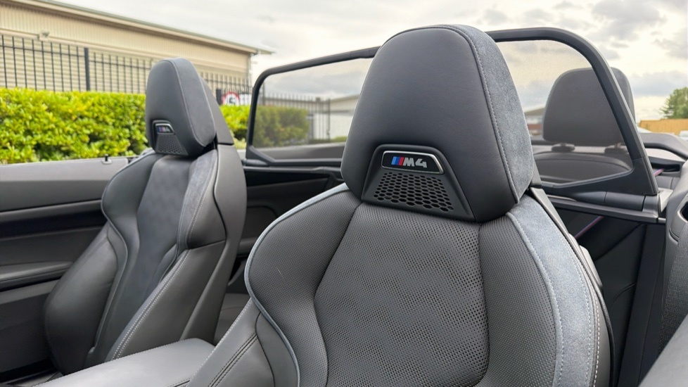 BMW M4 M4 Competition M Xdrive Convertible  #28