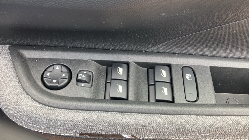 Vauxhall Frontera 83Kw Gs 44Kwh Blue #17