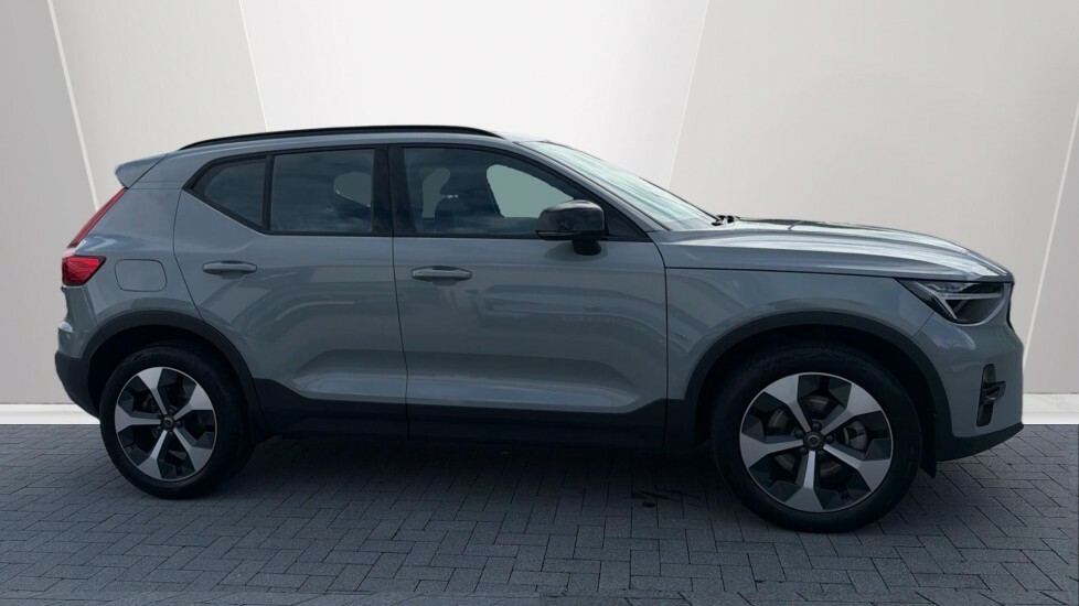 Volvo XC40 Xc40 B4 Mhev Awd Grey #3