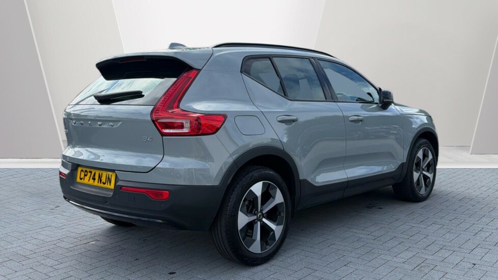 Volvo XC40 Xc40 B4 Mhev Awd Grey #2