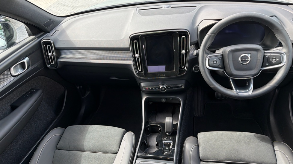 Volvo XC40 Xc40 B4 Mhev Awd Grey #5