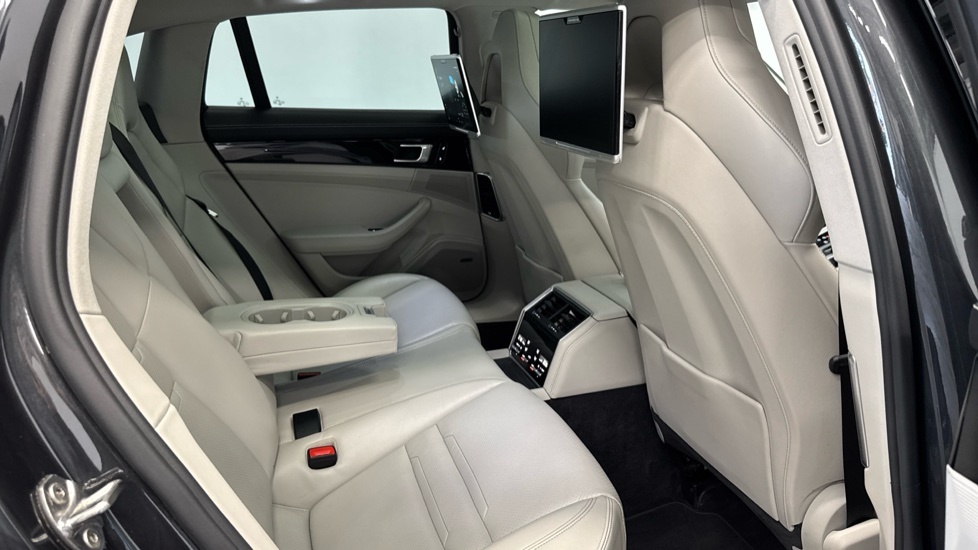 Porsche Panamera 2.9 V6 4 E-hybrid Pdk Black #22