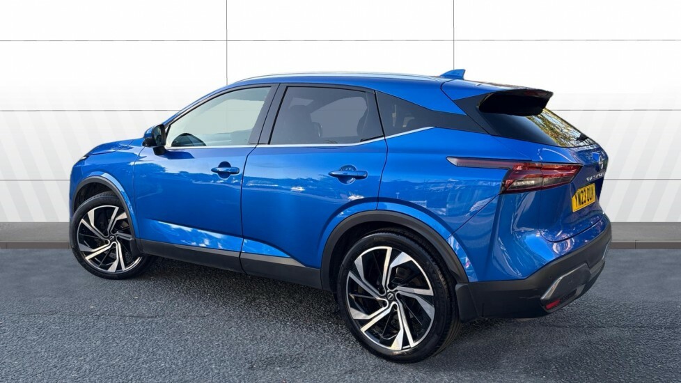 Nissan Qashqai Tekna Blue #2