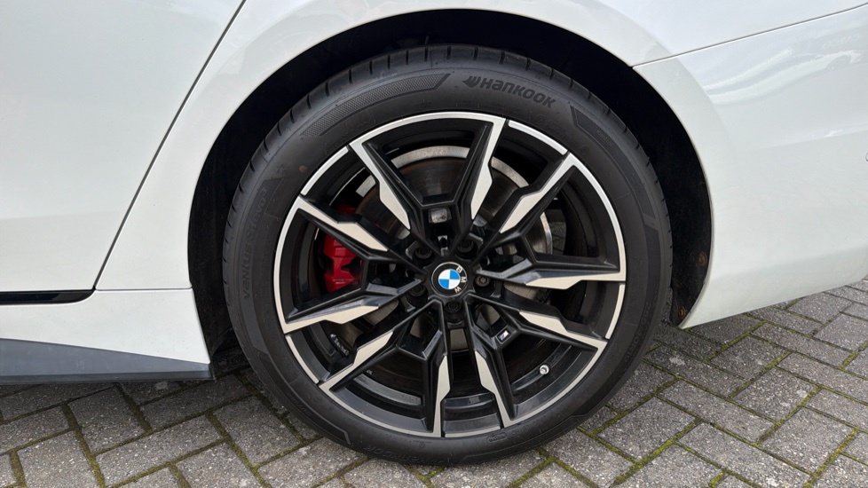 BMW 4 Series 420I M Sport Step 2024 White #28