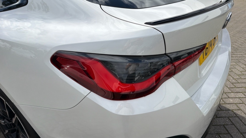 BMW 4 Series 420I M Sport Step 2024 White #29