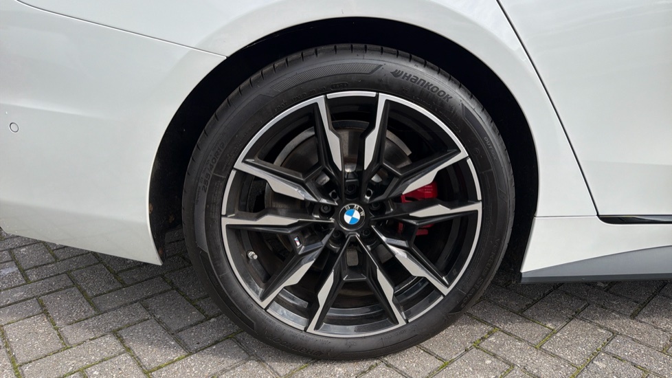 BMW 4 Series 420I M Sport Step 2024 White #31