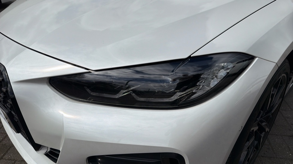 BMW 4 Series 420I M Sport Step 2024 White #25