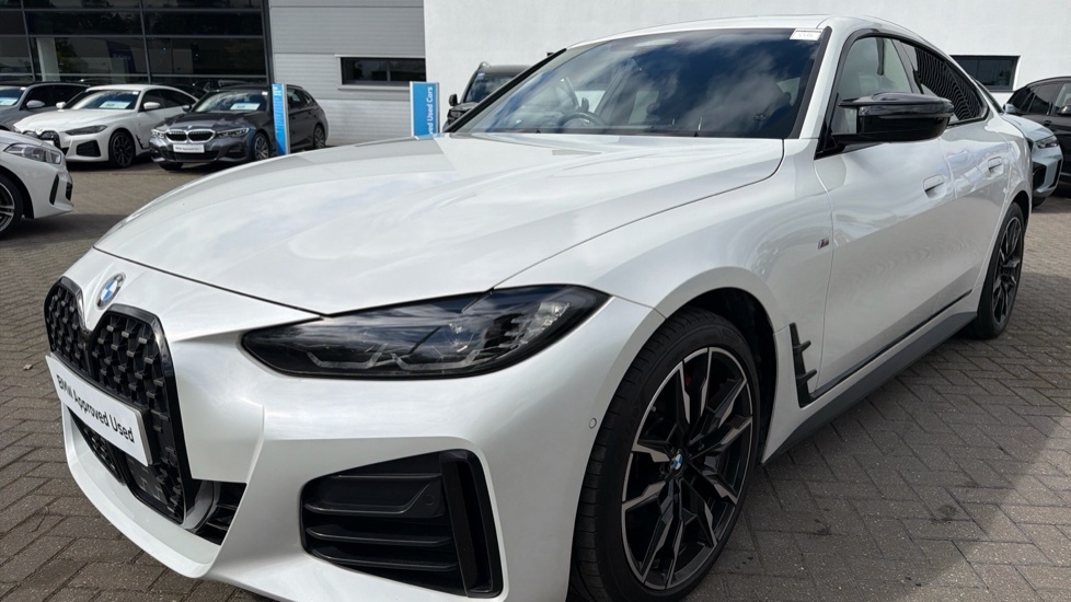 BMW 4 Series 420I M Sport Step 2024 White #24