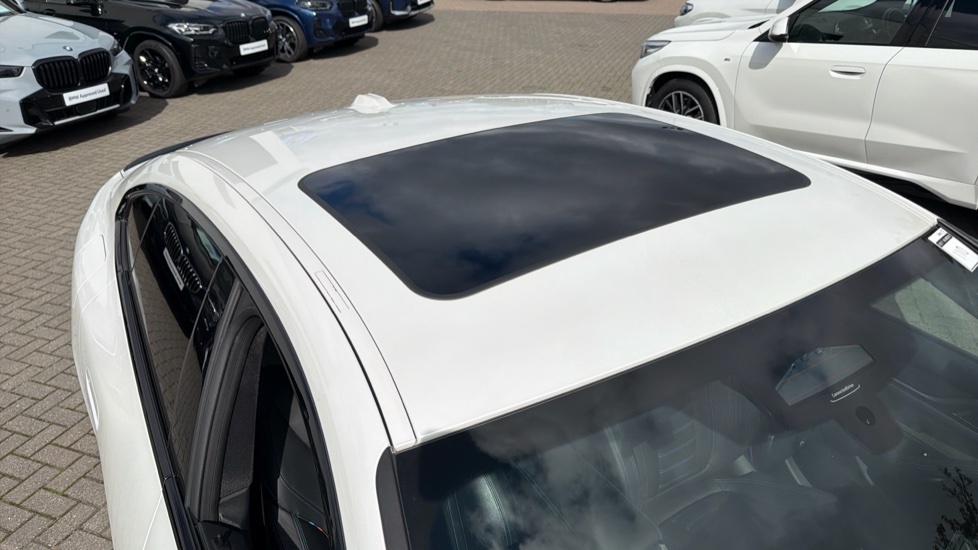 BMW 4 Series 420I M Sport Step 2024 White #21