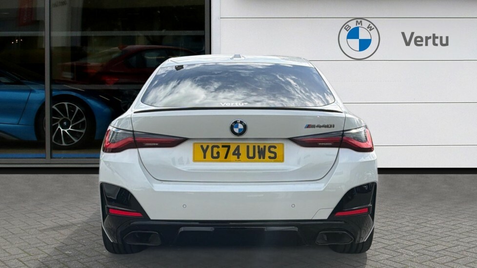 BMW 4 Series 420I M Sport Step 2024 White #15