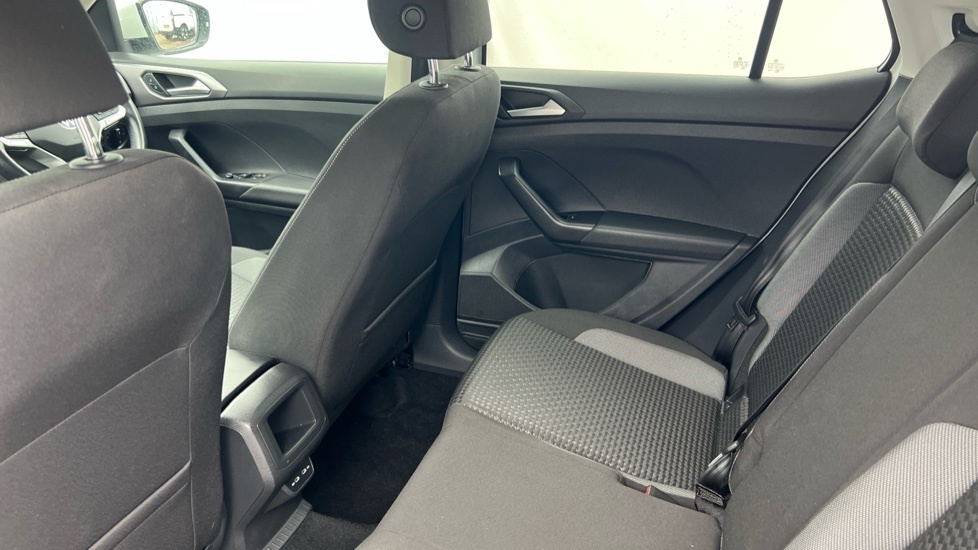 Volkswagen T-Cross Se Tsi Silver #16