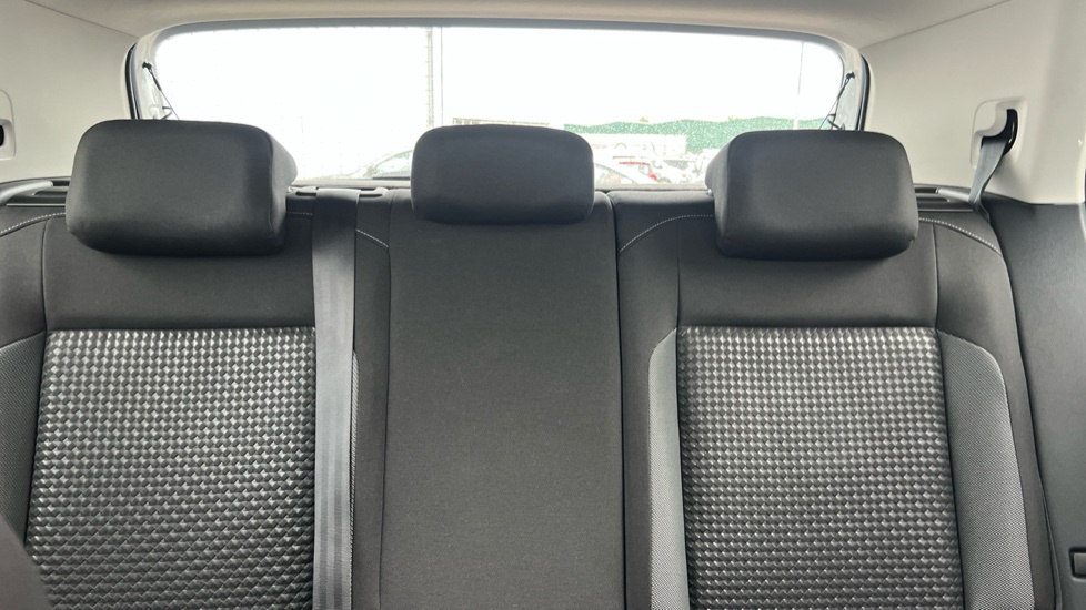 Volkswagen T-Cross Se Tsi Silver #15