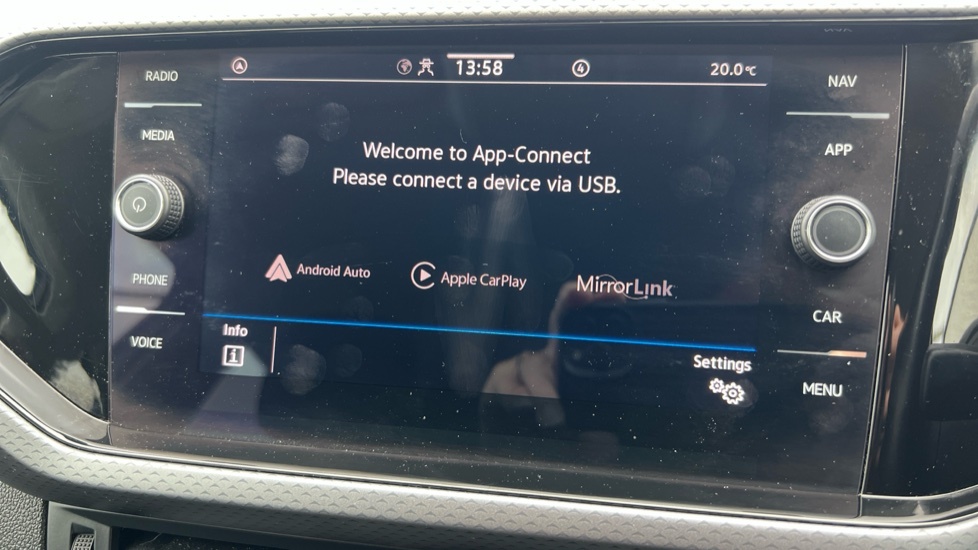 Volkswagen T-Cross Se Tsi Silver #25