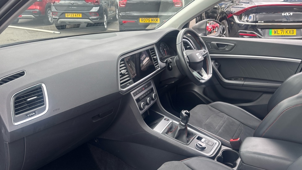 Seat Ateca 2.0 Tsi Xperience Lux Suv Dsg 4Drive Eu Red #9