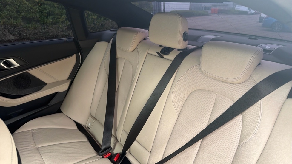 BMW 2 Series 218I M Sport Black #12