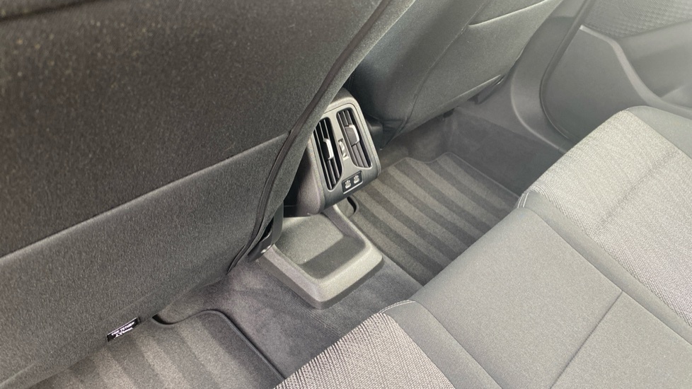 BMW 2 Series 220I Mht M Sport Dct Grey #32
