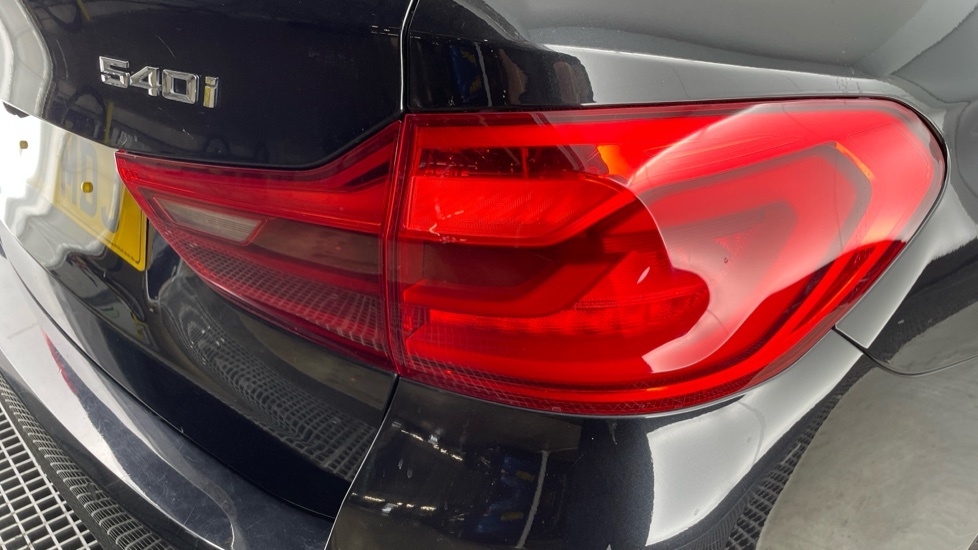 BMW 5 Series 520D M Sport Black #22